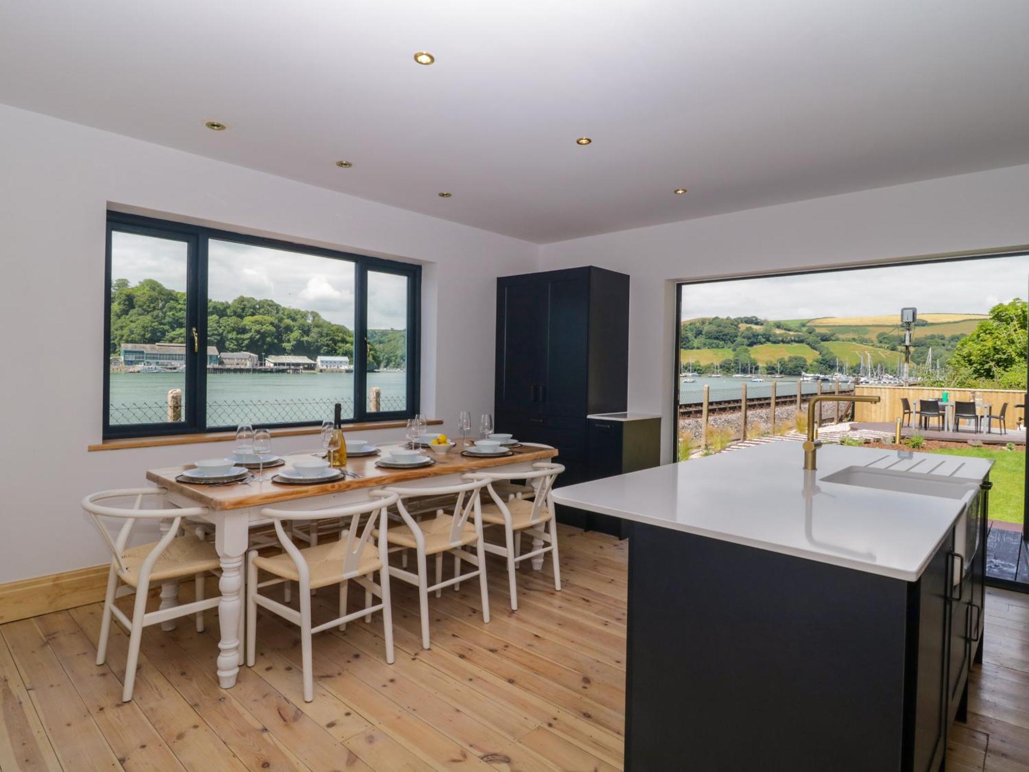 Britannia Crossings Cottage Dartmouth Extérieur photo